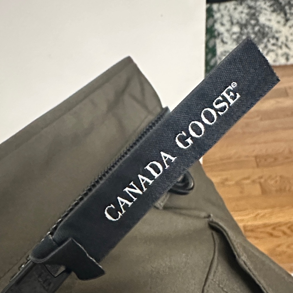 CANADA GOOSE BRONTE PARKA Down Jacket Military Green Khaki Polyester - Picture 13 of 14